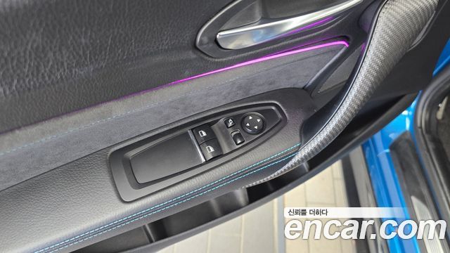 BMW M2 2018 — photo 27