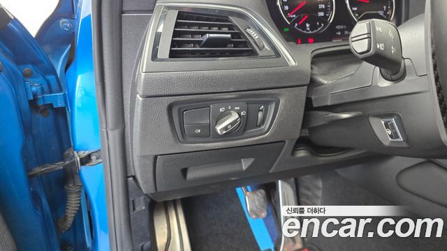 BMW M2 2018 — photo 30