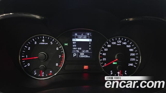 Kia K3 2014 — photo 11