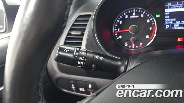 Kia K3 2014 — photo 23