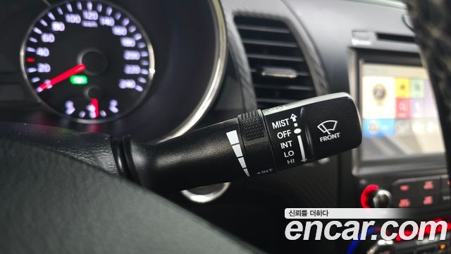 Kia K3 2014 — photo 24