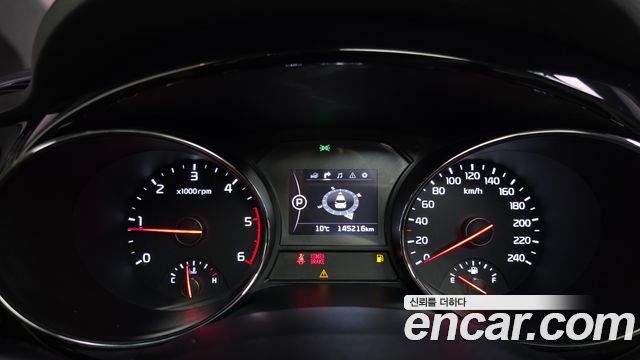 Kia Canival 2016 — photo 11