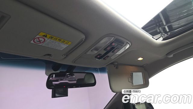 Kia Canival 2016 — photo 25