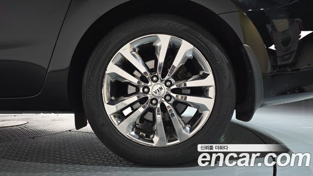 Kia Canival 2016 — photo 7