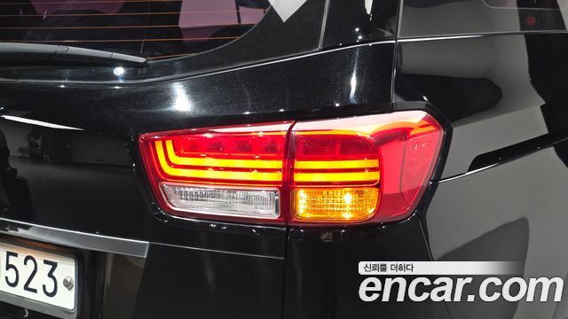 Kia Canival 2016 — photo 9
