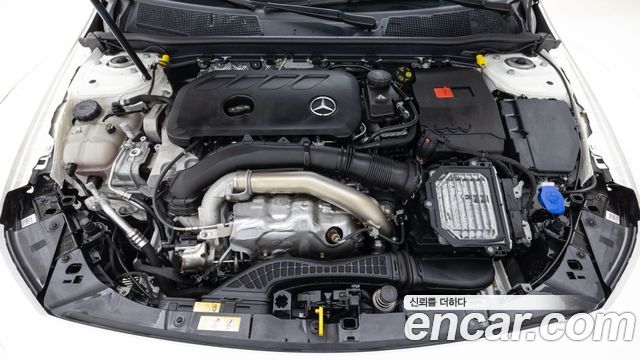 Mercedes-Benz CLA-Class 2026 — photo 6