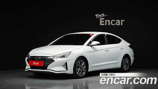 Hyundai AVANTE 2019 — photo 1