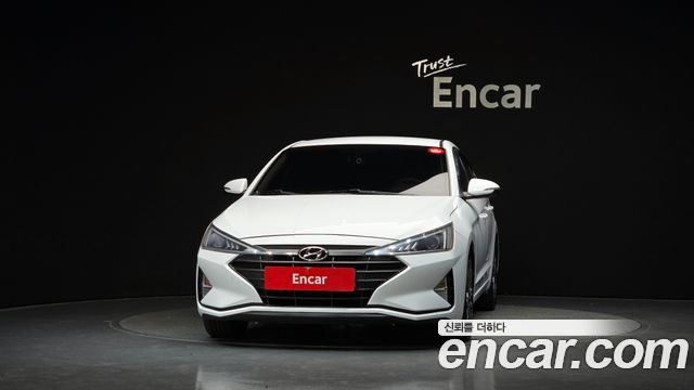 Hyundai AVANTE 2019 — photo 3