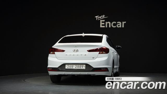 Hyundai AVANTE 2019 — photo 4