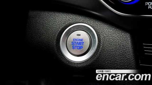 Hyundai AVANTE 2019 — photo 27
