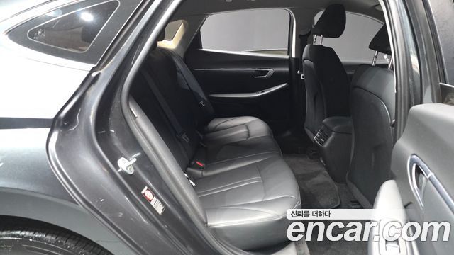 Hyundai Sonata 2020 — photo 11