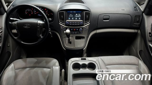 Hyundai Starex 2021 — photo 7