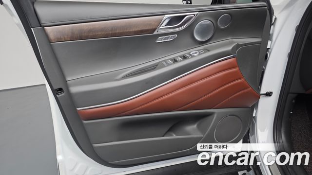 Genesis GV80 2024 — photo 14