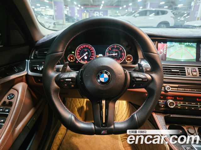 BMW 5-Series 2015 — photo 6
