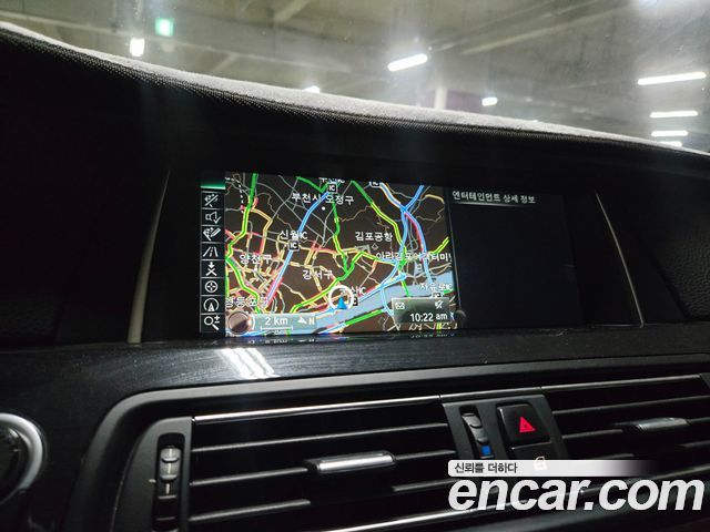BMW 5-Series 2015 — photo 14