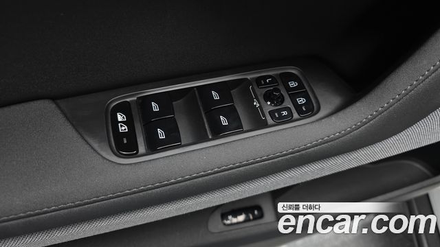 Polestar Polestar 2 2023 — photo 29