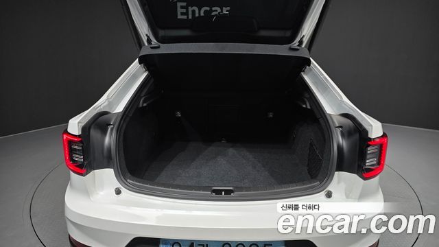 Polestar Polestar 2 2023 — photo 32
