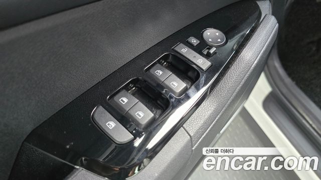 Kia Sportage 2022 — photo 19