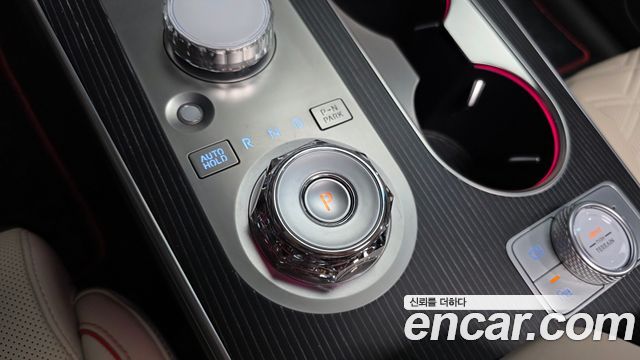 Genesis GV80 2024 — photo 12