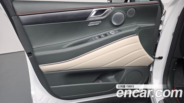 Genesis GV80 2024 — photo 14
