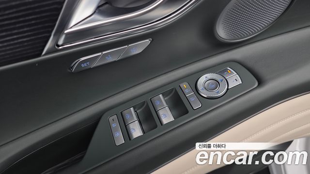 Genesis GV80 2024 — photo 35