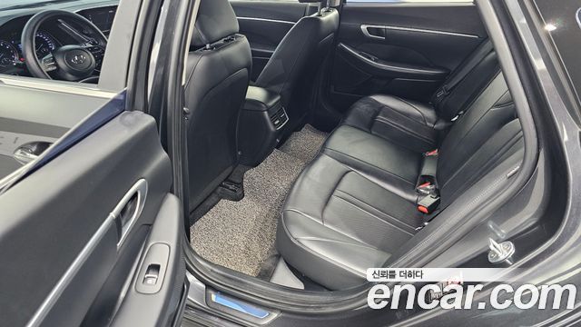 Hyundai Sonata 2020 — photo 11