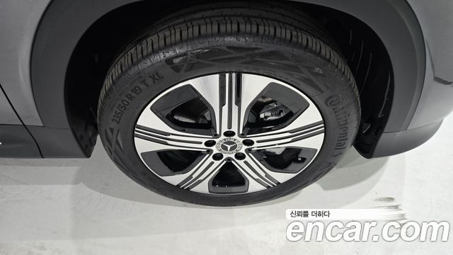 Mercedes-Benz EQB 2026 — photo 5
