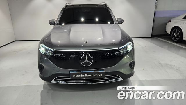 Mercedes-Benz EQB 2026 — photo 6