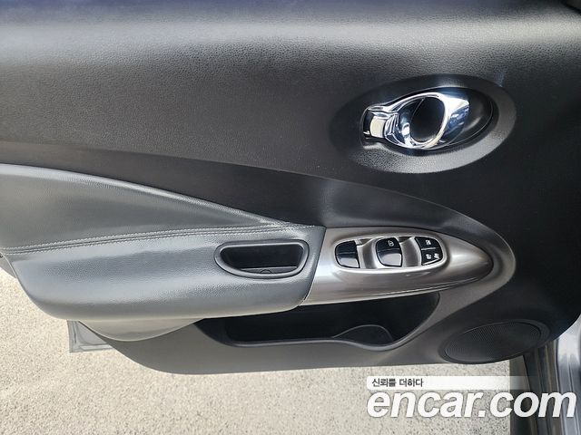 Nissan Juke 2014 — photo 12