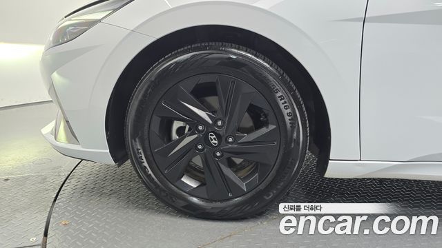Hyundai AVANTE 2021 — photo 5