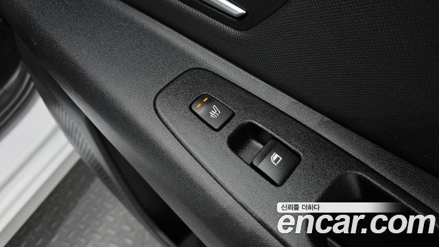 Hyundai AVANTE 2021 — photo 16