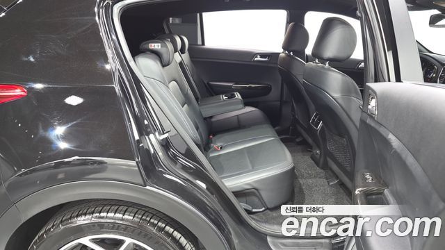 Kia Sportage 2019 — photo 17