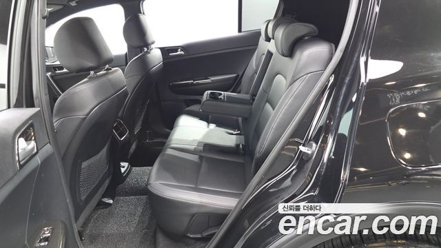 Kia Sportage 2019 — photo 18