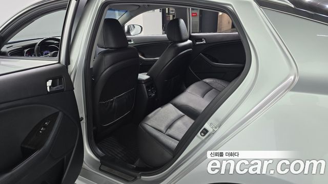 Kia K5 2014 — photo 11