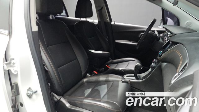 Chevrolet Korea Trax 2017 — photo 16