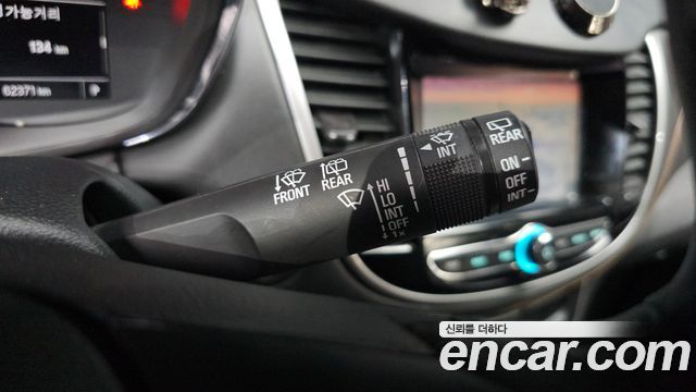 Chevrolet Korea Trax 2017 — photo 28