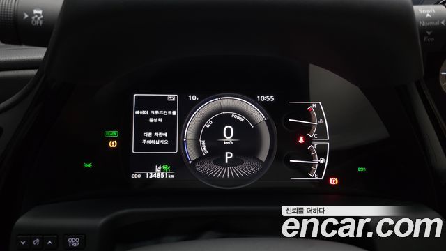 Lexus ES 2023 — photo 11