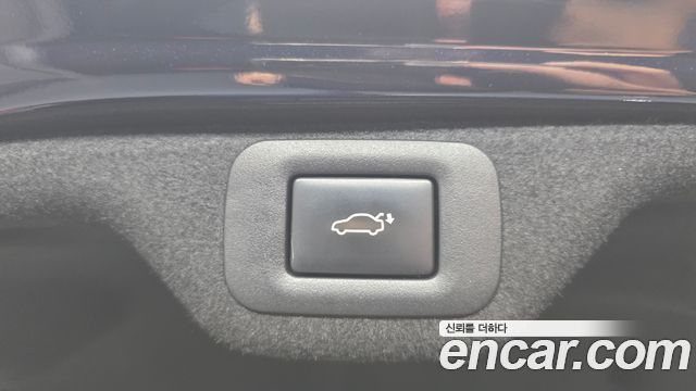 Lexus ES 2023 — photo 22