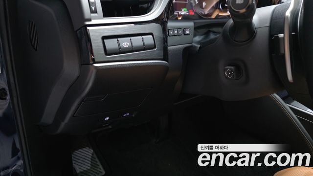 Lexus ES 2023 — photo 26
