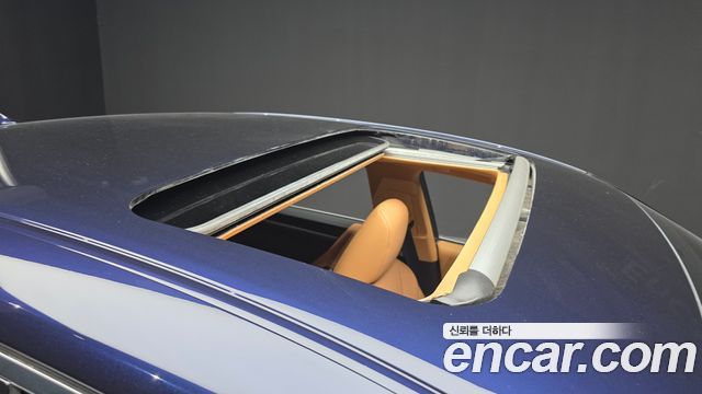 Lexus ES 2023 — photo 29