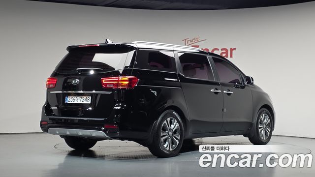 Kia Canival 2020 — photo 2