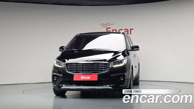 Kia Canival 2020 — photo 3