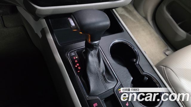 Kia Canival 2020 — photo 12