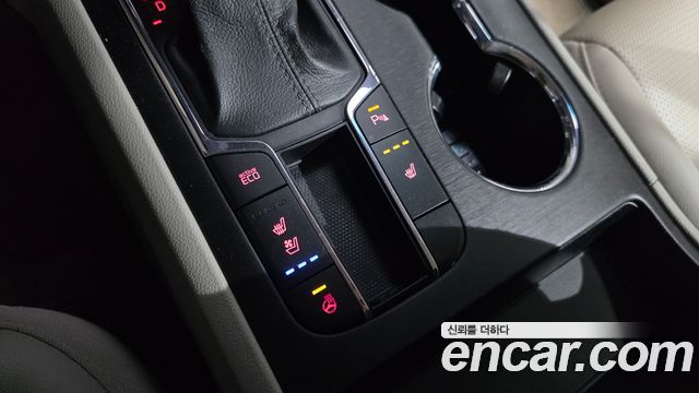 Kia Canival 2020 — photo 26