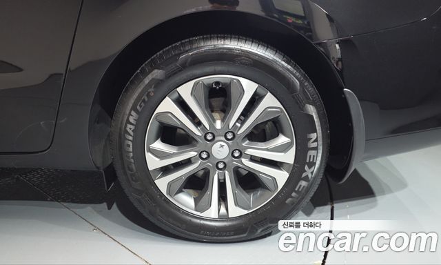 Kia Canival 2020 — photo 7