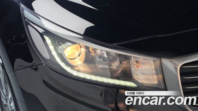 Kia Canival 2020 — photo 8