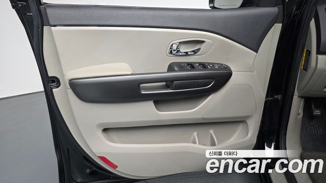 Kia Canival 2020 — photo 14