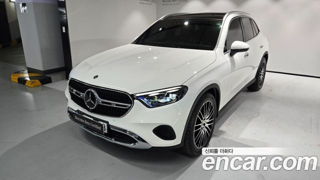 Mercedes-Benz GLC-Class 2026 — photo 1