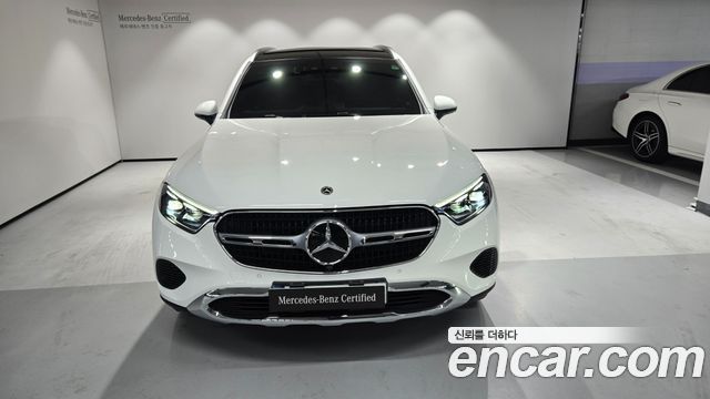 Mercedes-Benz GLC-Class 2026 — photo 6