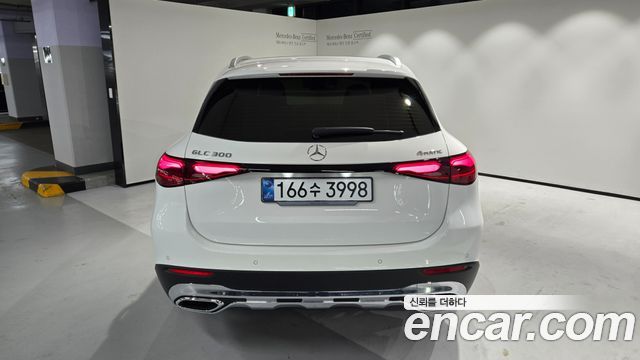 Mercedes-Benz GLC-Class 2026 — photo 7